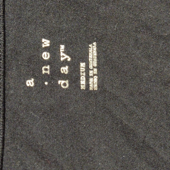 A New Day black short sleeve tee Size M - Picture 2 of 4